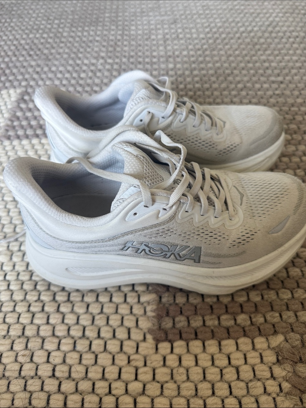 Hoka Women's Bondi 9 size 8.5 Running Shoes